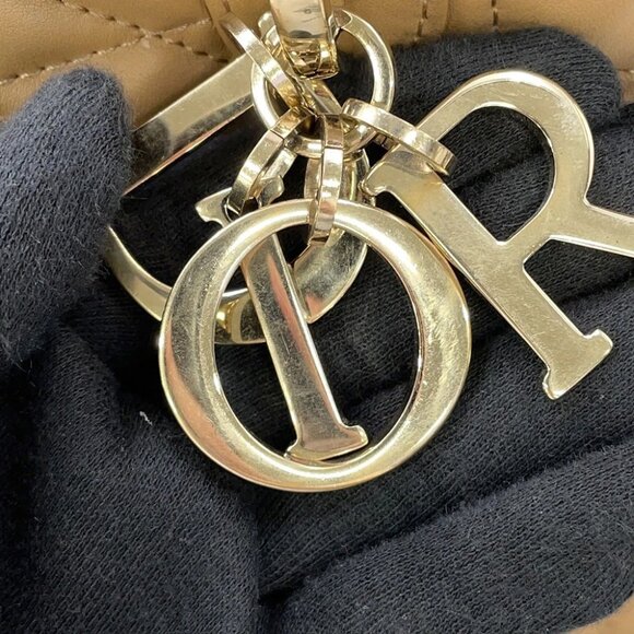 Dior TouJules Macrocannage Handbag Size Medium Calf Leather Tan M2821OSHJ - Picture 2 of 14